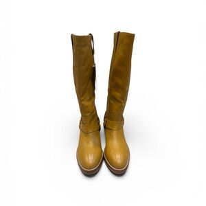 Frye Camry tall woman boot size 8